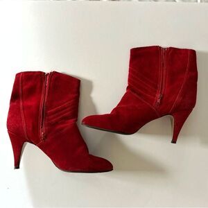 VTG Women's Red Suede Heeled Boots, 8.5, Rock'n'Roll Show Stopper
